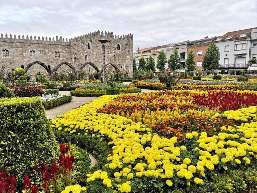 Rooms4You 2 In Historic Center Of Braga Bagian luar foto