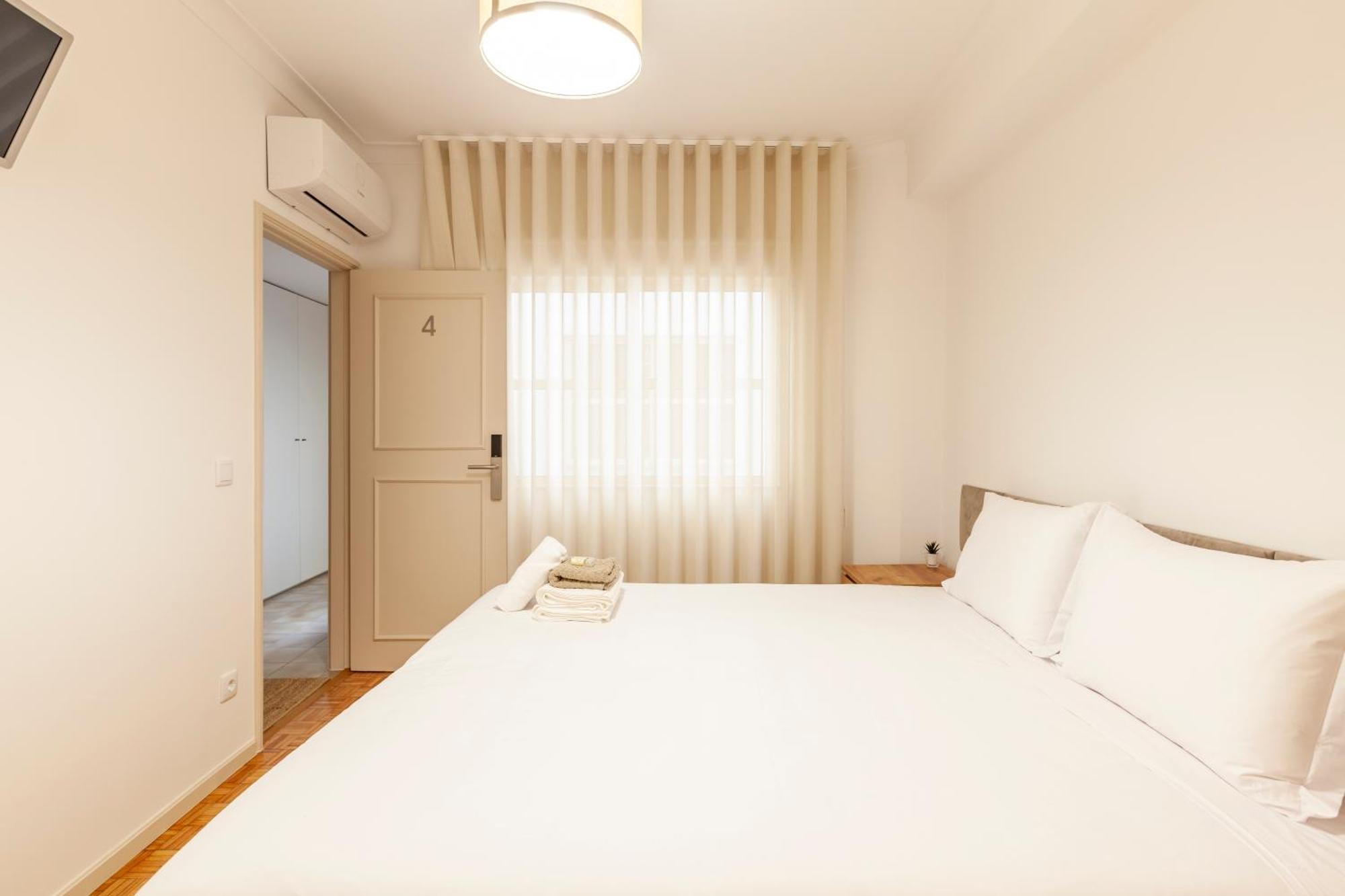 Rooms4You 2 In Historic Center Of Braga Bagian luar foto