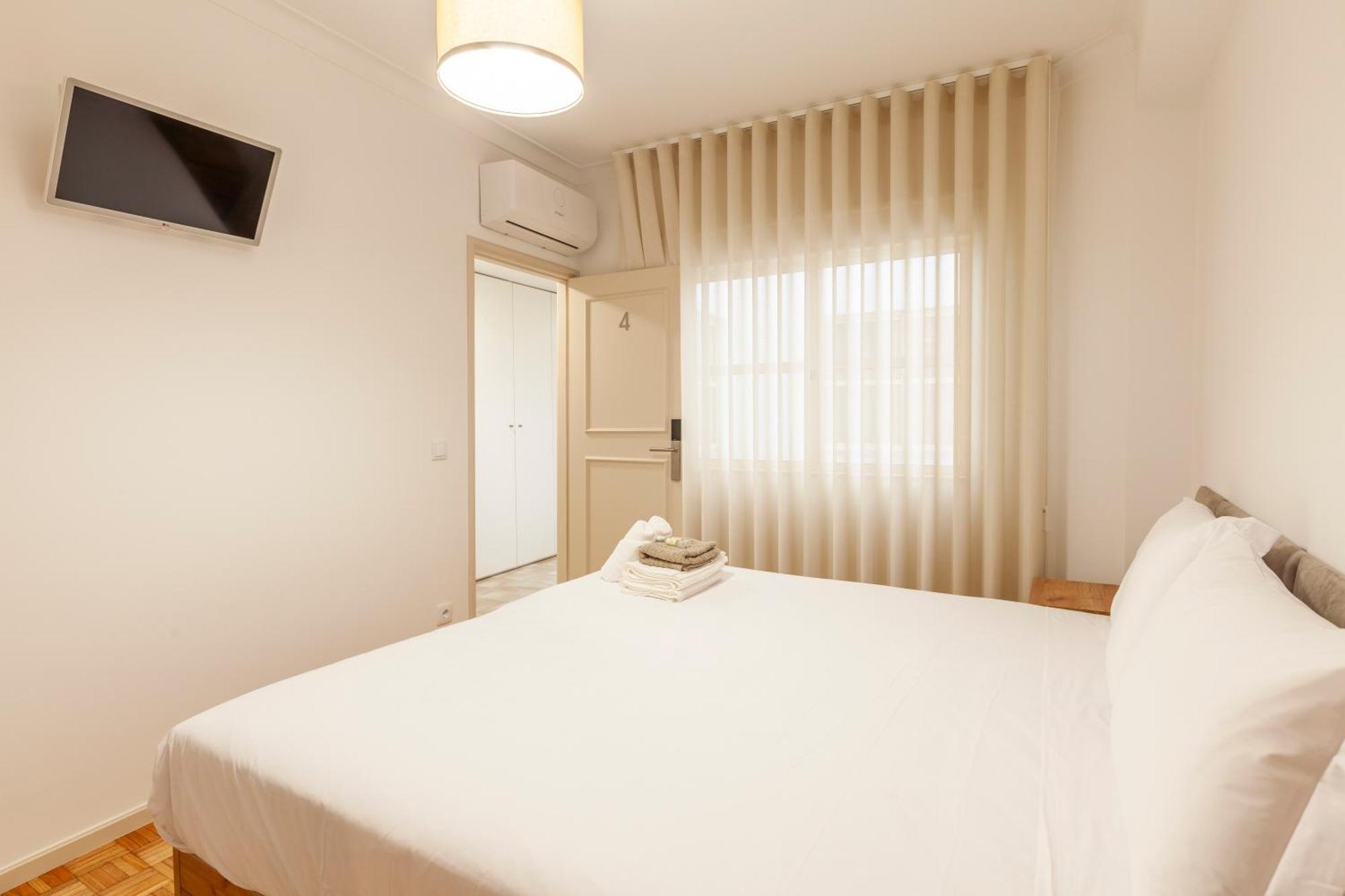 Rooms4You 2 In Historic Center Of Braga Bagian luar foto
