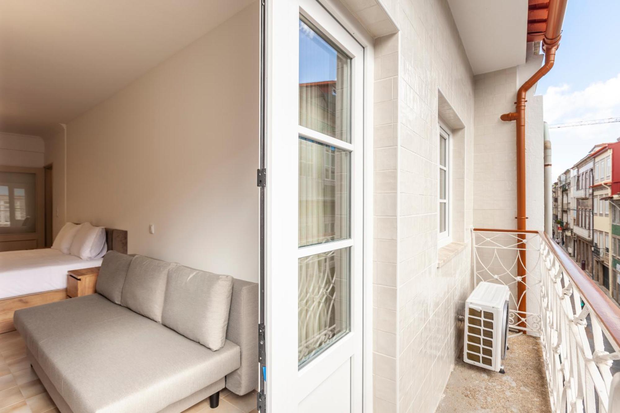 Rooms4You 2 In Historic Center Of Braga Bagian luar foto